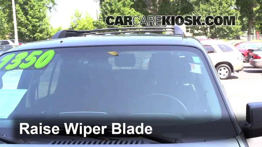 2006 Mercury Mountaineer Convenience 4.0L V6 Windshield Wiper Blade (Front)